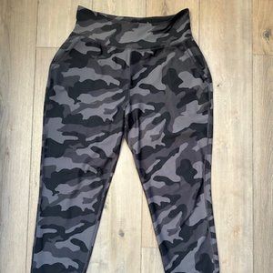 OLD NAVY ACTIVE POWERSOFT WOMENS PULL ON PANTS